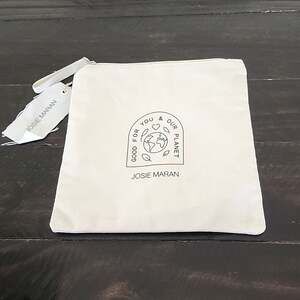 JOSIE MARAN Bag Zip Up Lined Natural Material Makeup Travel Beach Bag